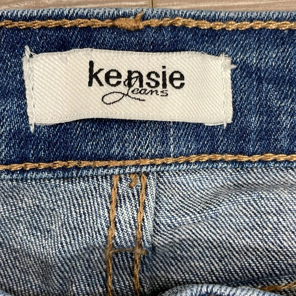 NWOT Kensie Jeans The Effortless Skinny Crop Distressed Denim Jeans 10/30 - Picture 12 of 16